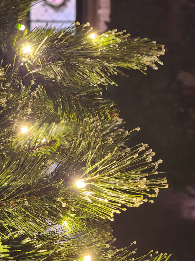 ÁRVORE PINHEIRO SINCELO 300 LEDS BICOLOR 860 GALHOS 2,10CM BIVOLT