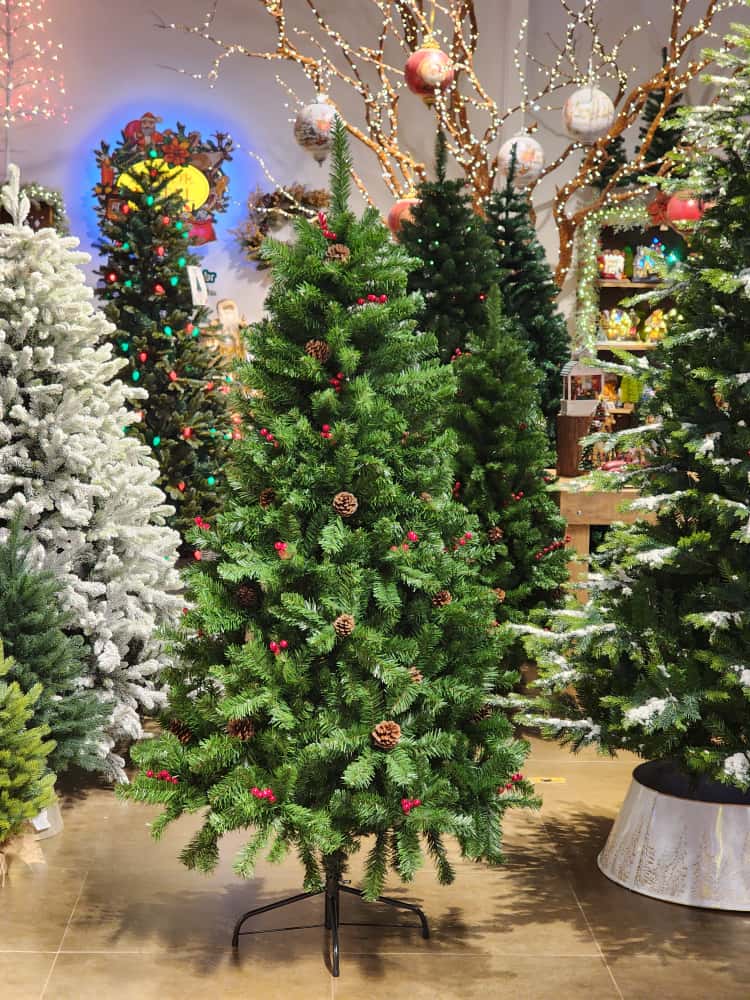 ÁRVORE PINHEIRO BERRY E PINHA 810 GALHOS 1,80CM